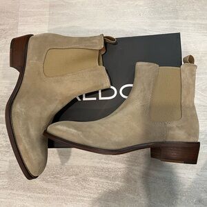 NWT UNUSED* Aldo Unoella Men's Tan Chelsea Boots Dark Brown Bottoms